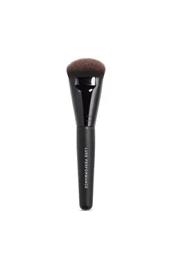 LUXE PERFORMANCE BRUSH