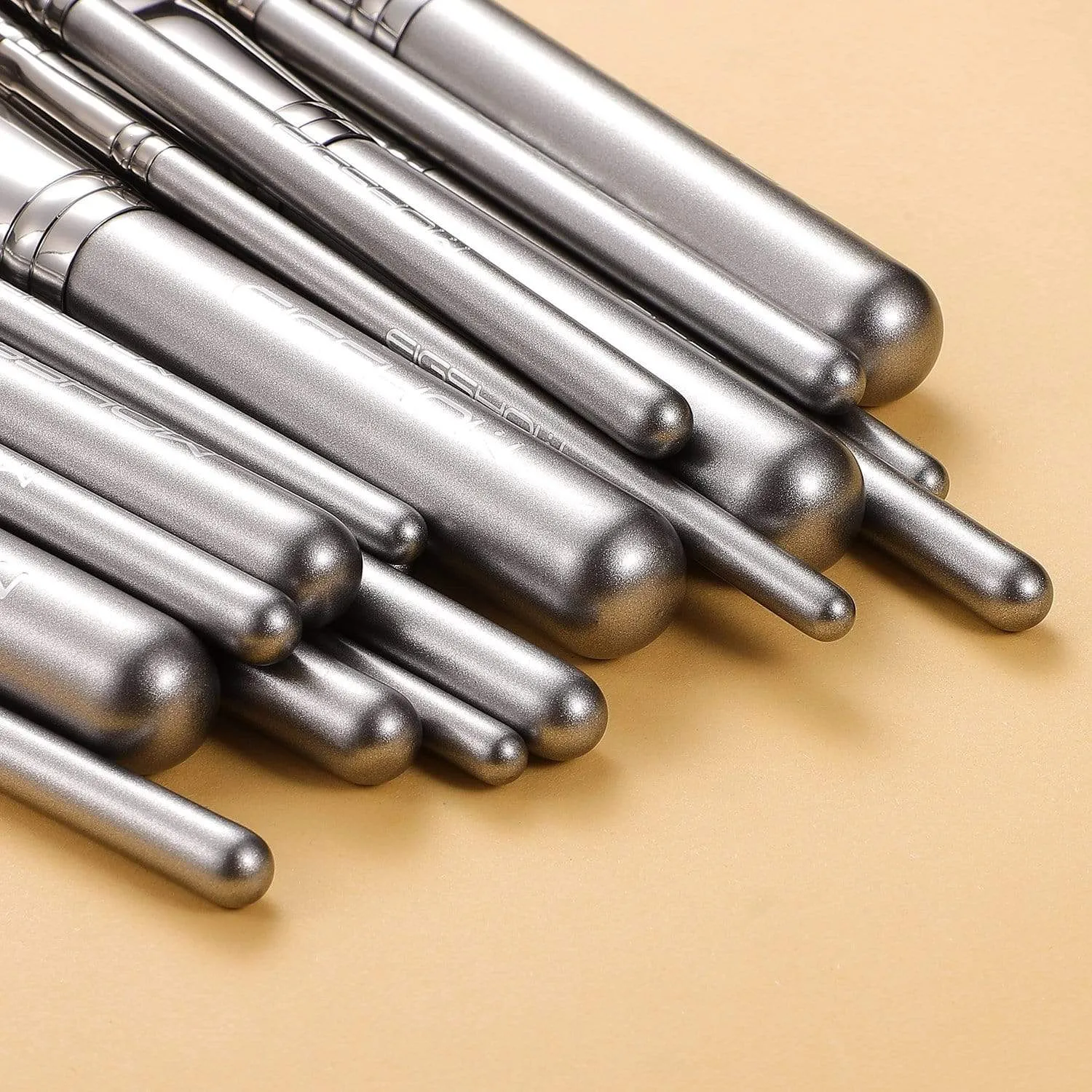 MAGICIAN SERIES - 18 COMPLETE BRUSH KIT - GALAXY SILVER