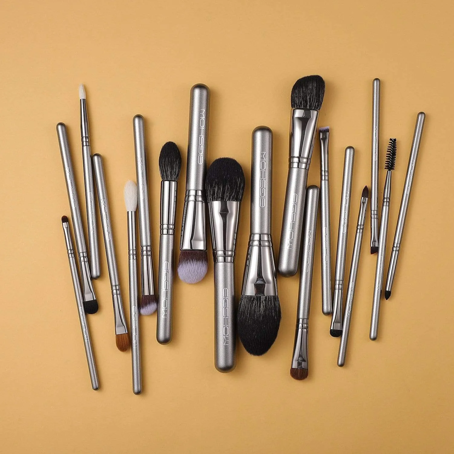 MAGICIAN SERIES - 18 COMPLETE BRUSH KIT - GALAXY SILVER