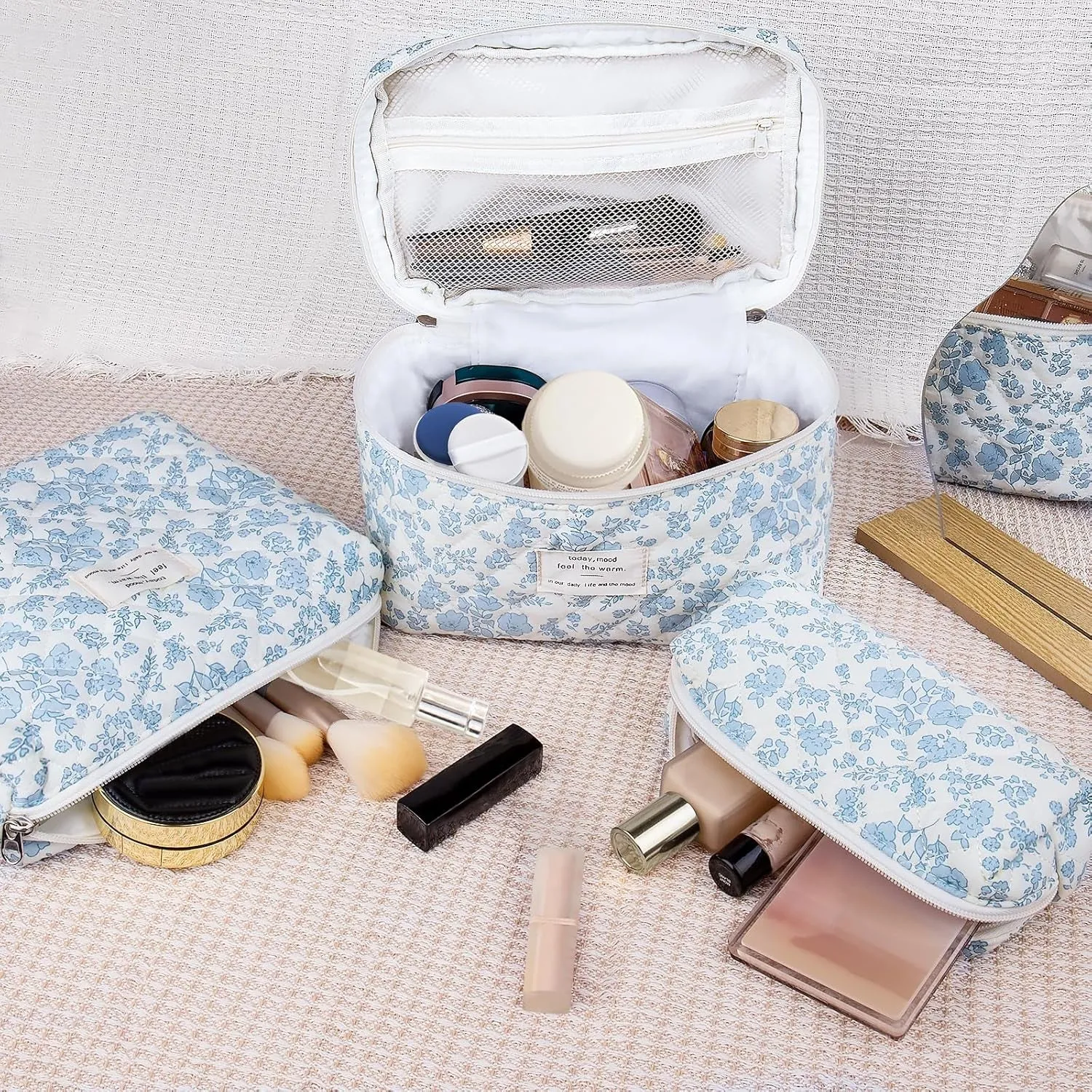 Makeup Bag Set, Quilted Makeup Bag, Large Floral Cosmetic Bag for Women, Cute Cotton Makeup Bags, Flower Travel Toiletry Organizer Bag