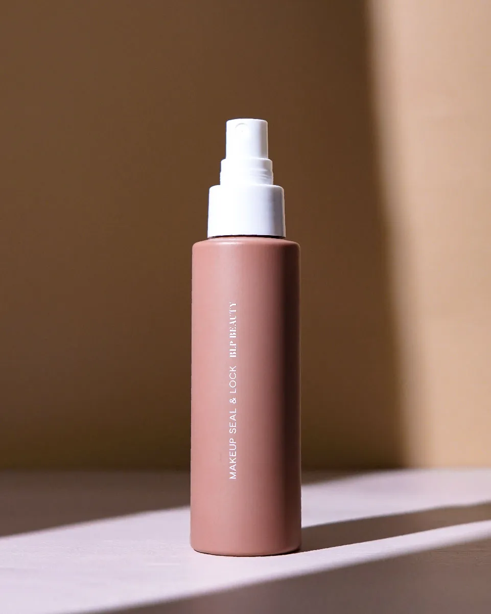 MAKEUP SEAL & LOCK