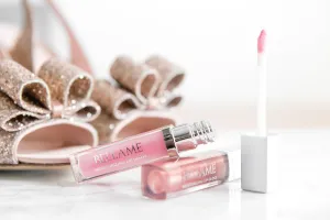 Moisturizing Lip Gloss by Bellame