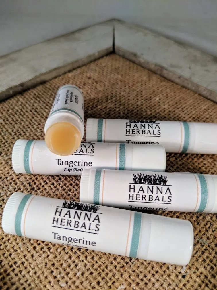 Moisturizing organic lip balm