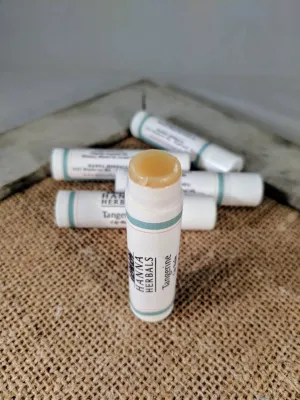Moisturizing organic lip balm
