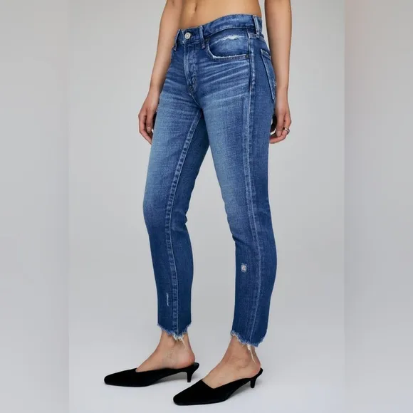 Moussy Vintage Daleville Skinny Jeans - Factory Distressing - So Flattering!