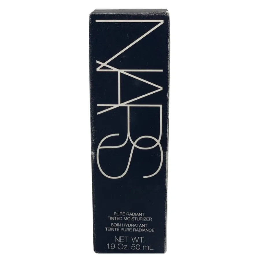 NARS Pure Radiant Tinted Moisturizer - Martinique
