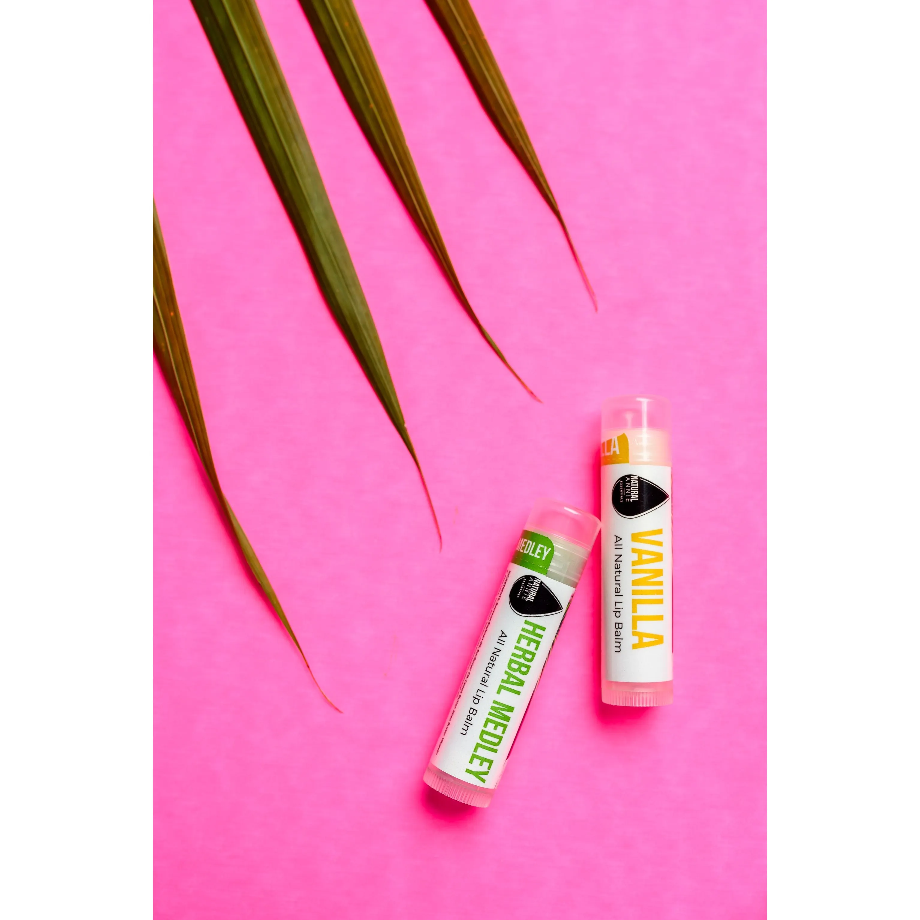 Natural Moisturizing Lip Balm - herbal Medley