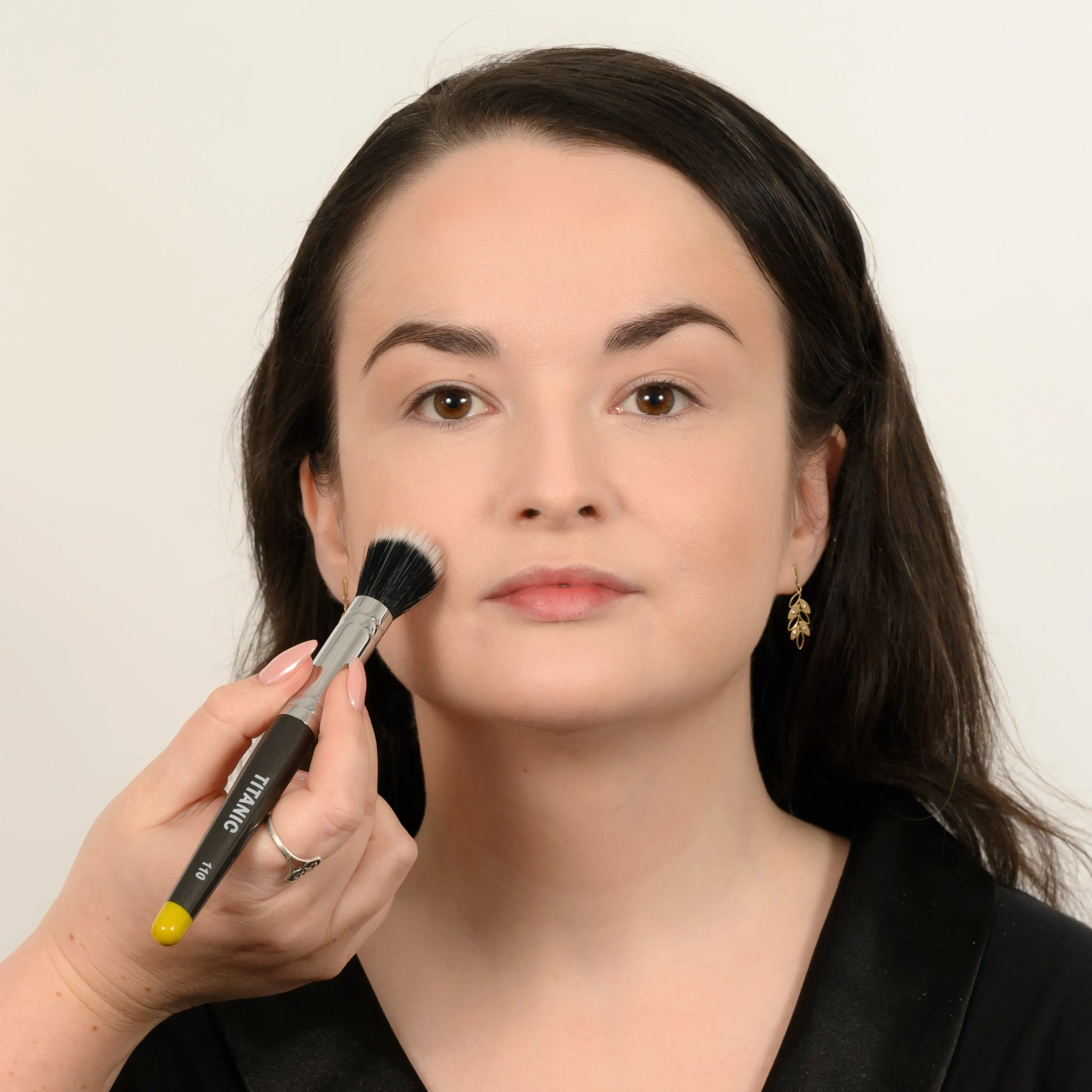 No. 110 - Natural Foundation Brush