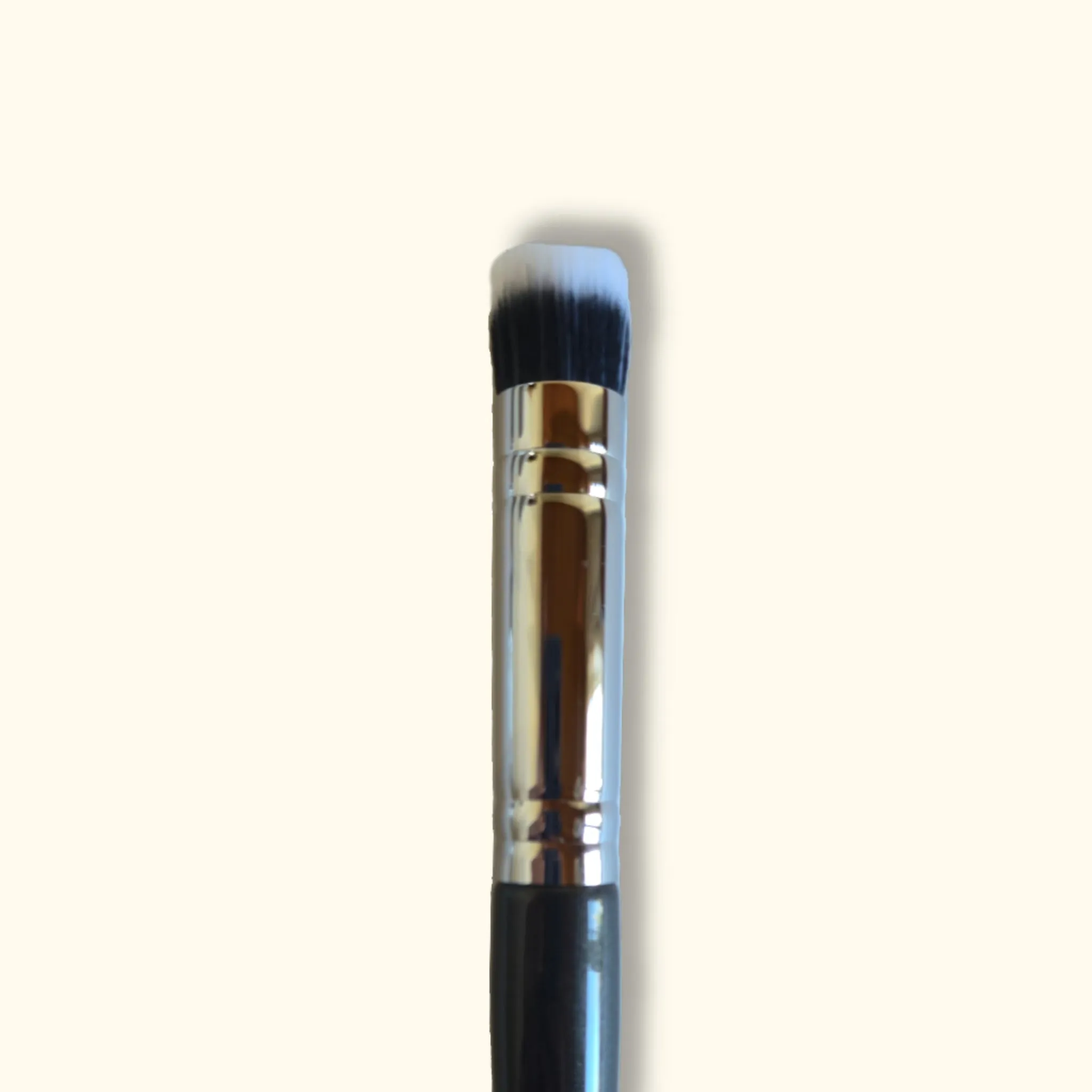 No. 113 - Small Short-Haired Duo-Fibre Stipple Brush // SFX