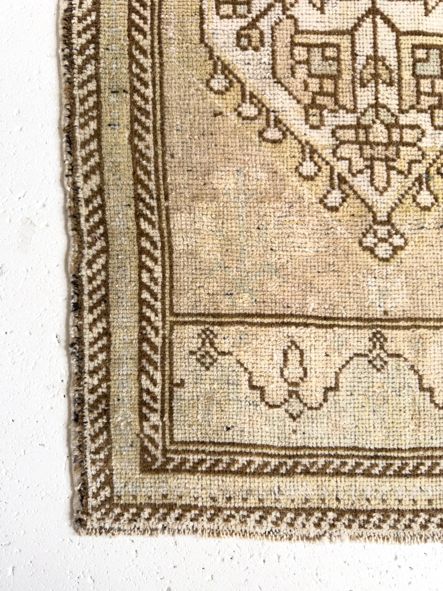 No. 1914 | 1'10 x 3'10