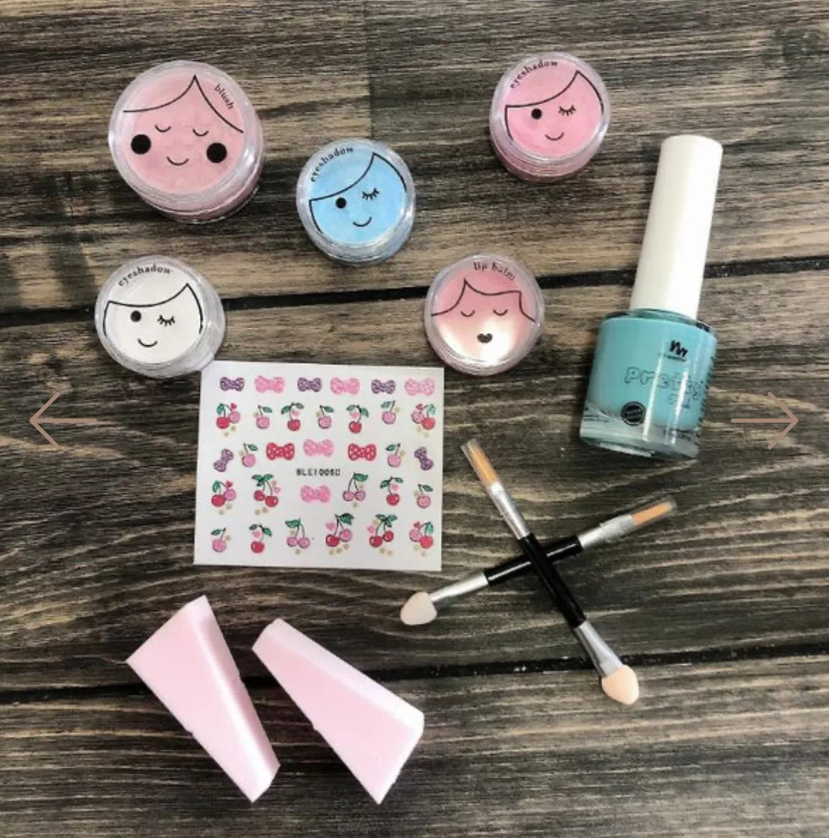 No Nasties NIA *DELUXE* ALL Natural Pretty Play Makeup Box in Teal Blue
