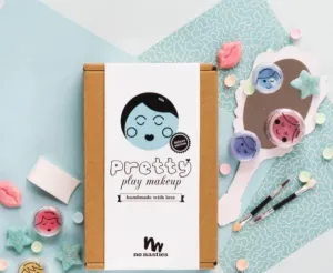 No Nasties NIA *DELUXE* ALL Natural Pretty Play Makeup Box in Teal Blue