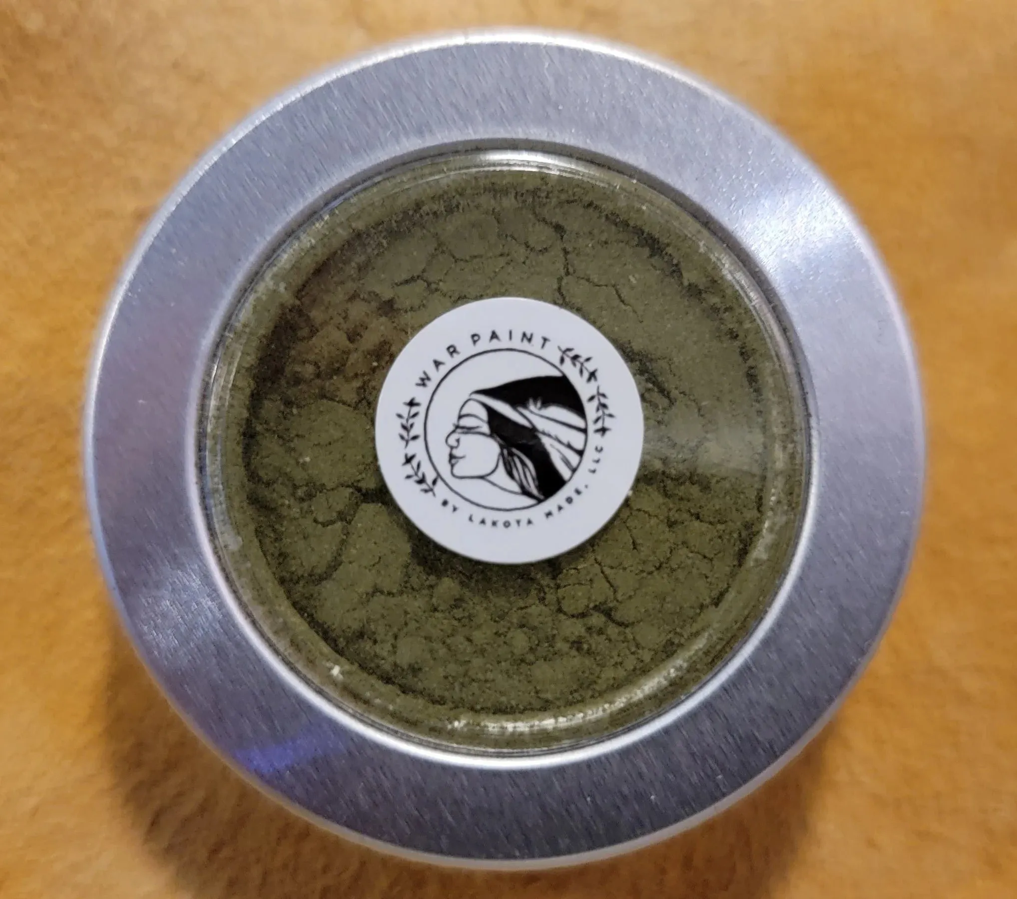 Olive green Eyeshadow