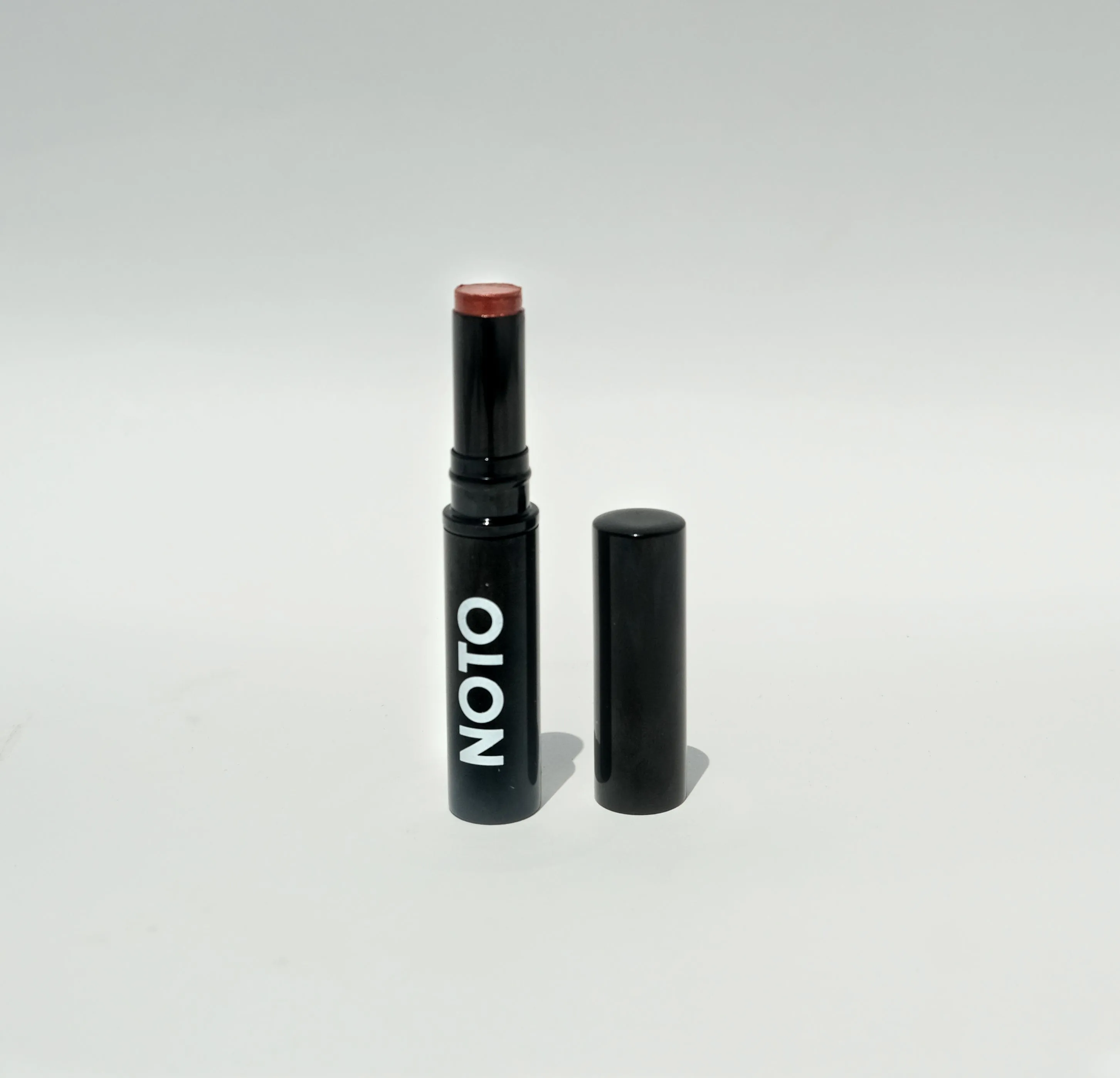 ONO ONO: MULTI-BENE STICK // LIPS   CHEEKS
