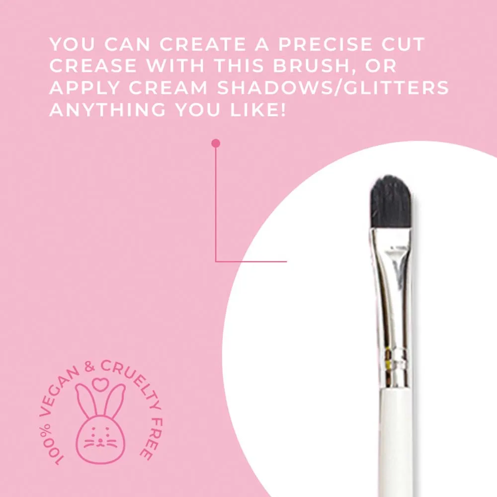 P11 - Flat Cut Crease Eye brush