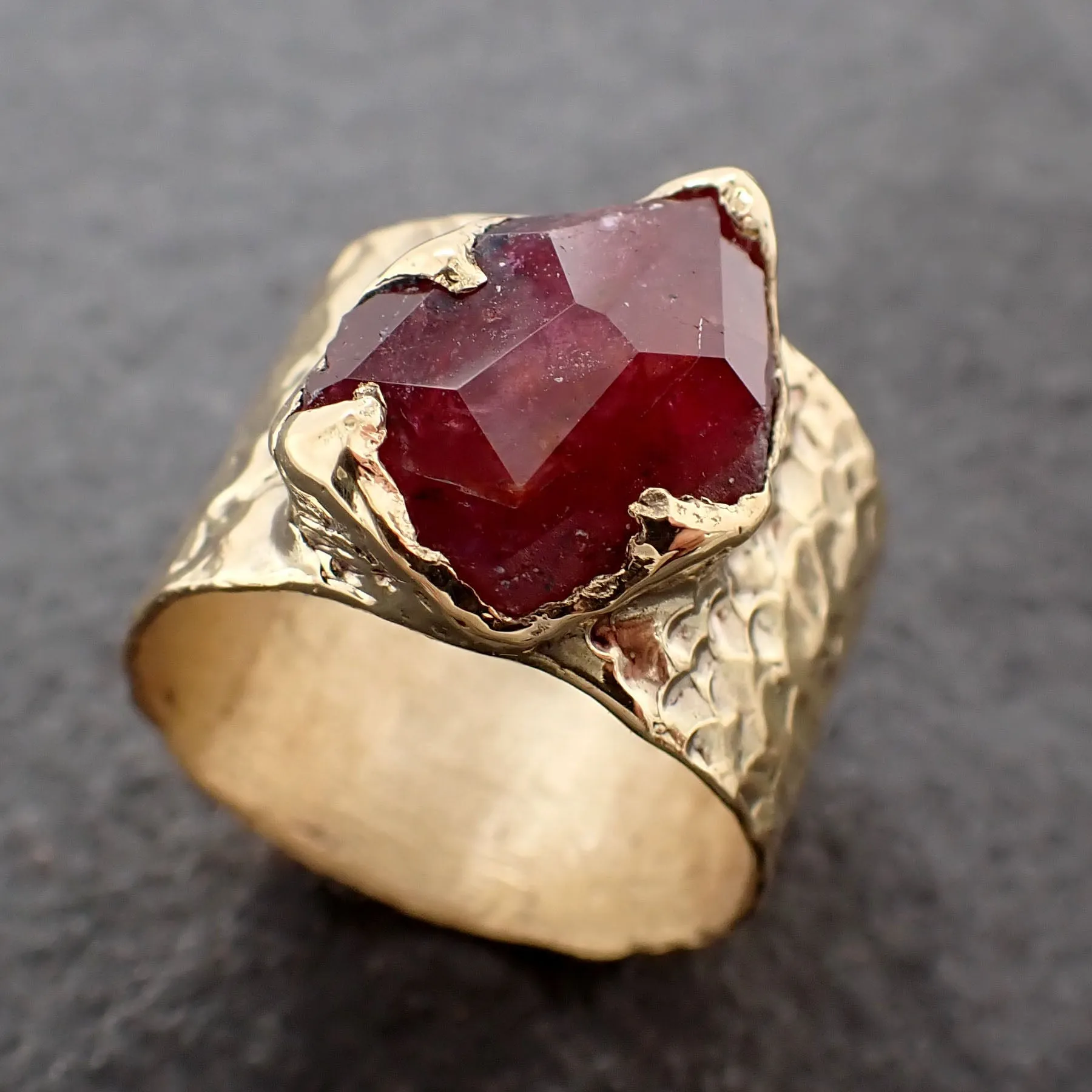 Partially Faceted Ruby Sapphire Ring Gemstone Ring Cocktail Solitaire Yellow 14k Cigar band 3218