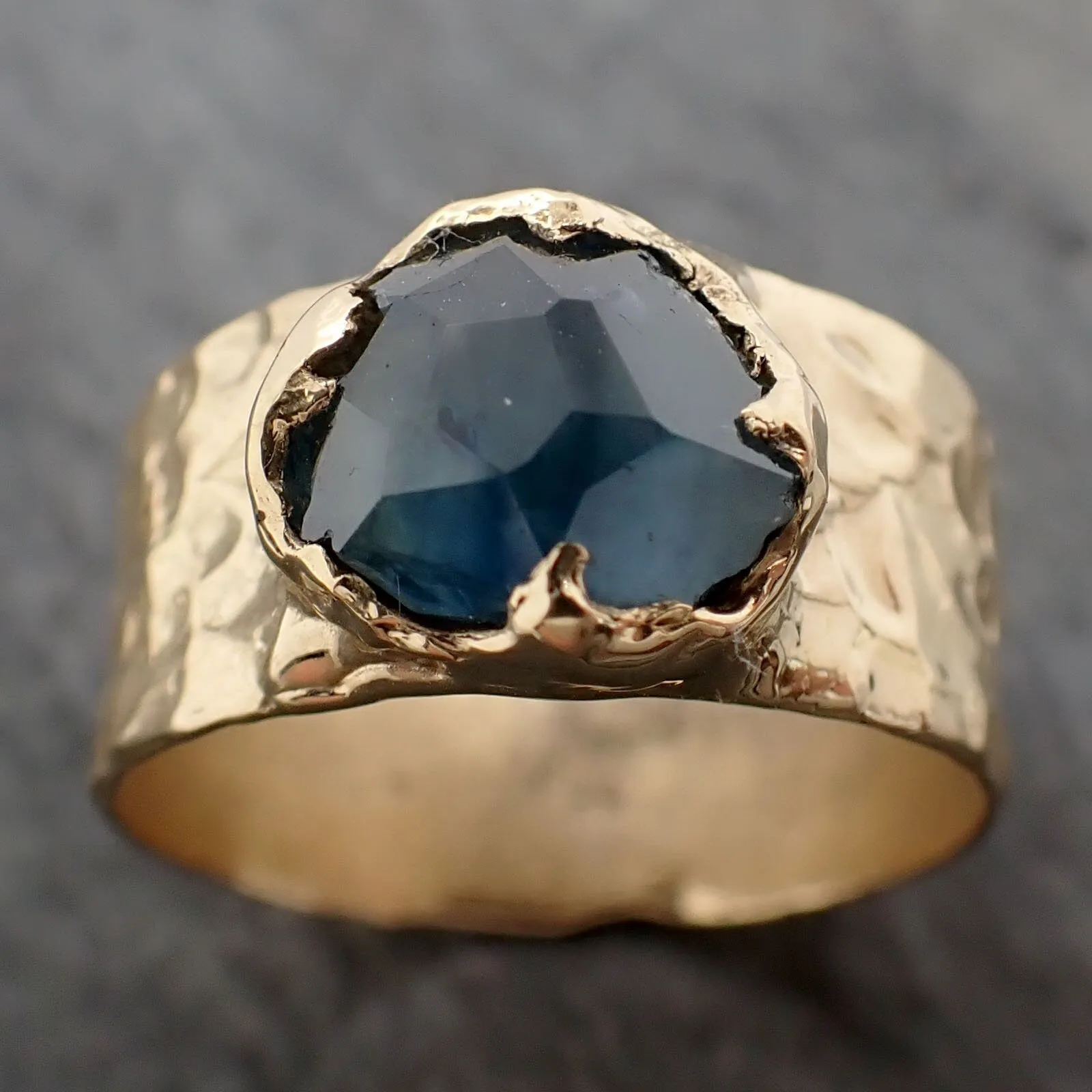 Partially Faceted Sapphire Ring Gemstone Ring Cocktail Solitaire Yellow 18k Cigar band 3227