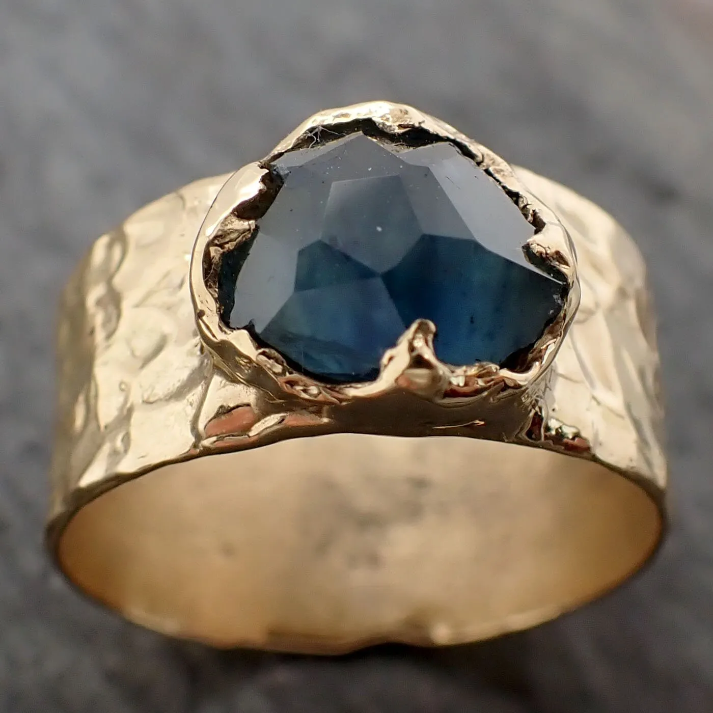 Partially Faceted Sapphire Ring Gemstone Ring Cocktail Solitaire Yellow 18k Cigar band 3227