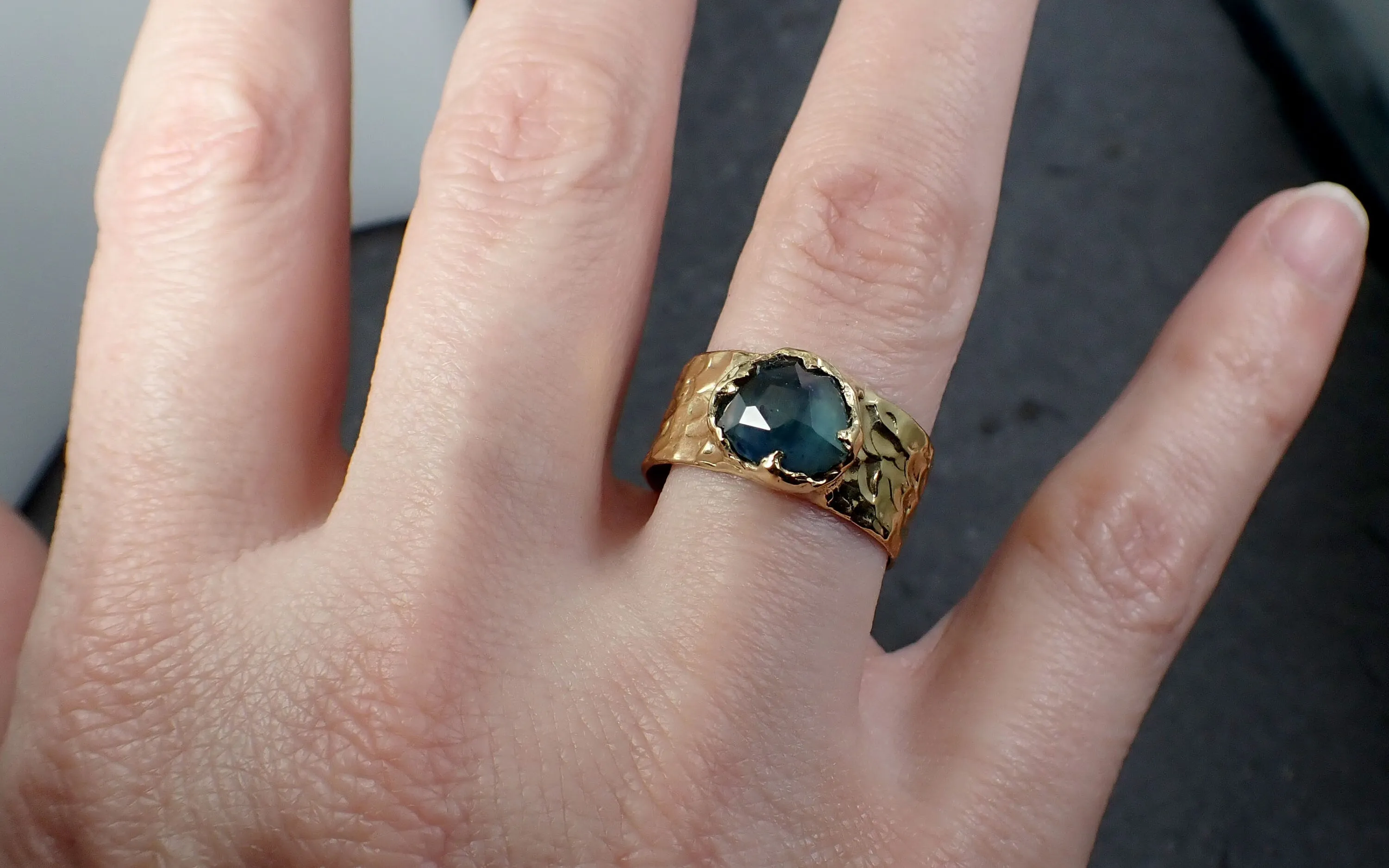 Partially Faceted Sapphire Ring Gemstone Ring Cocktail Solitaire Yellow 18k Cigar band 3227