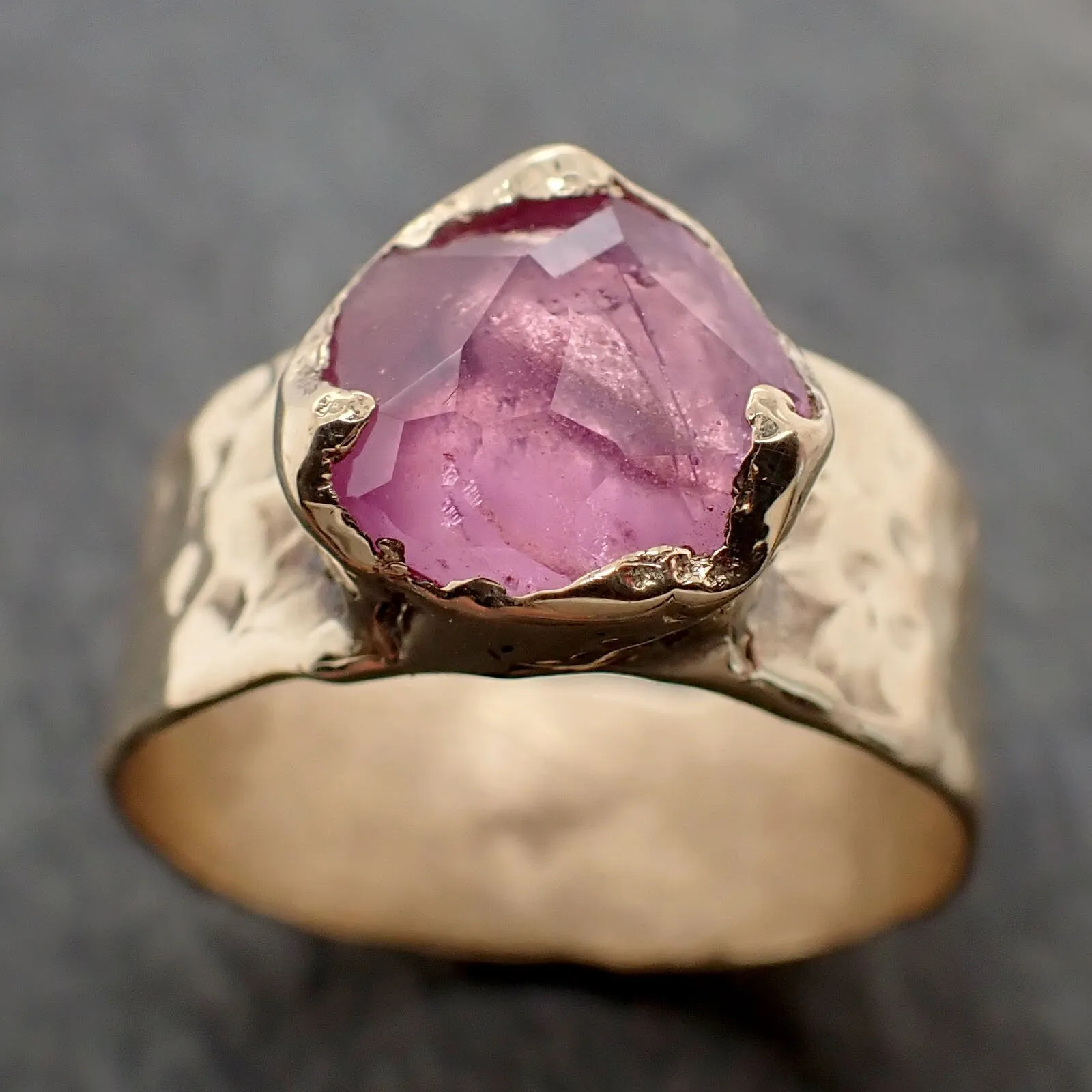 Partially Faceted Sapphire Ring Gemstone Ring Cocktail Solitaire Yellow 18k Cigar band 3228