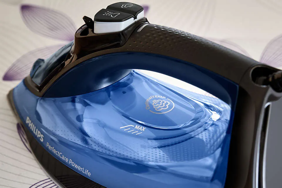 Philips 2500W PerfectCare Steam Iron GC3920/20