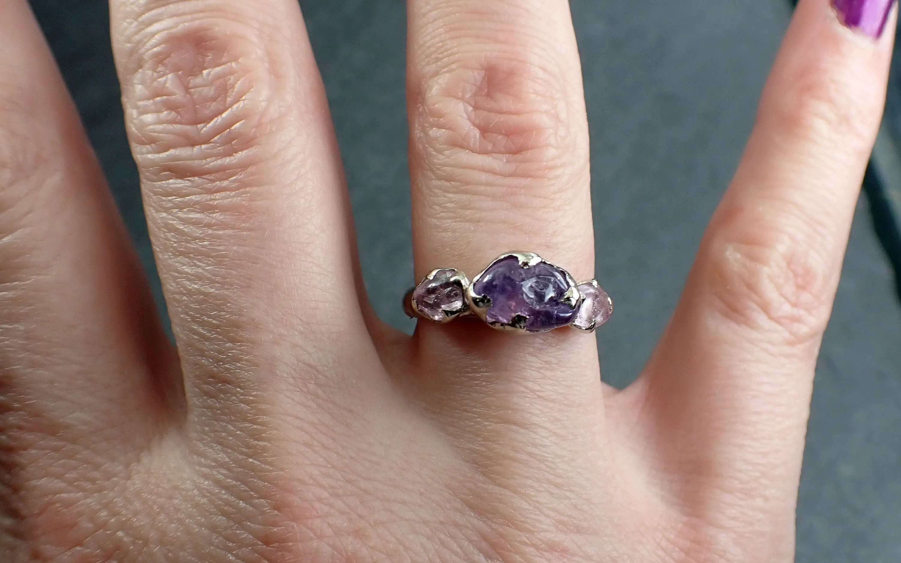 Pink purple Sapphire tumbled White 14k gold multi stone gemstone ring 2904