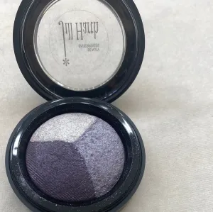 Plum Baked Mineral Eyeshadow Trio