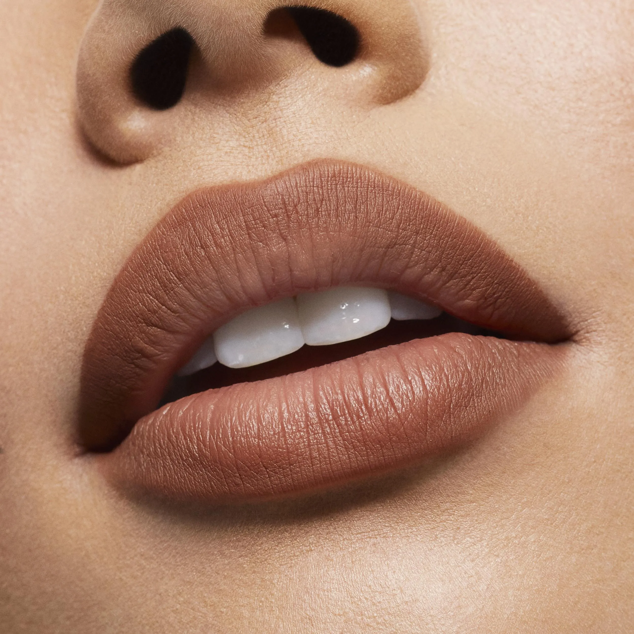 Precision Pout Lip Liner