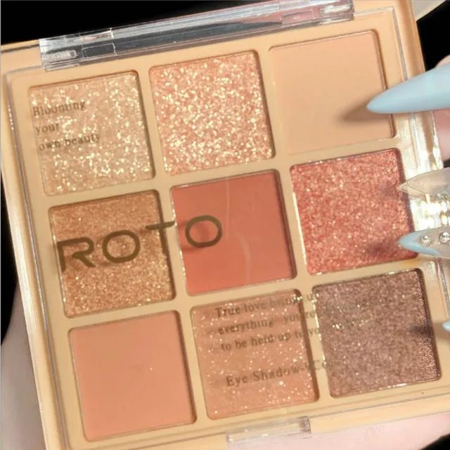 Pressed Powder Eyeshadow 9 different shades.
