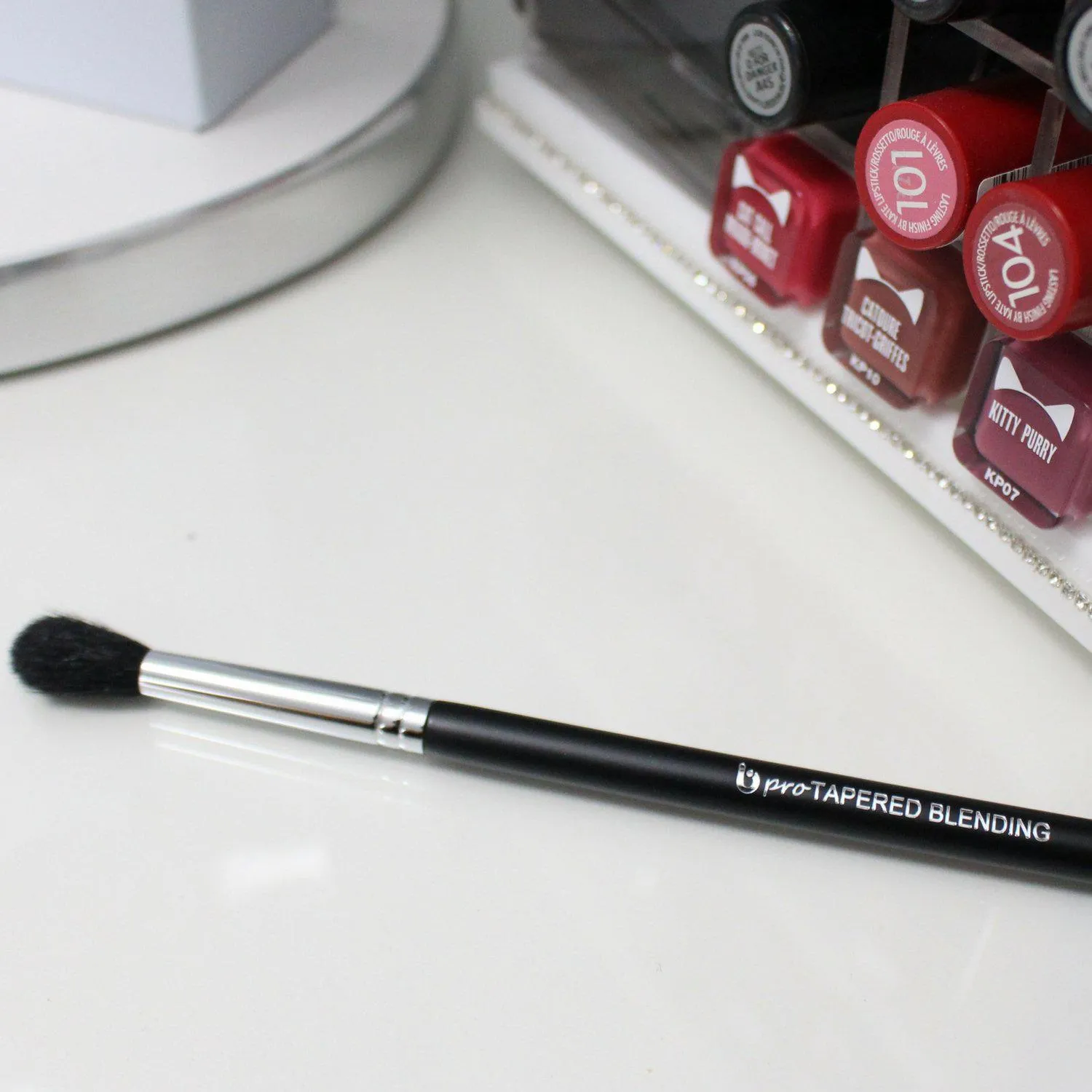 pro Tapered Blending Synthetic Makeup Brush