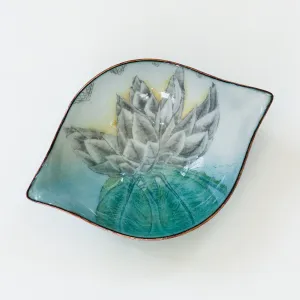 Rhody Crown Flower enamelware bowl