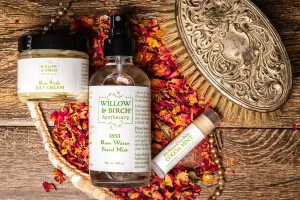 Rose Beauty Essentials - Gift Set