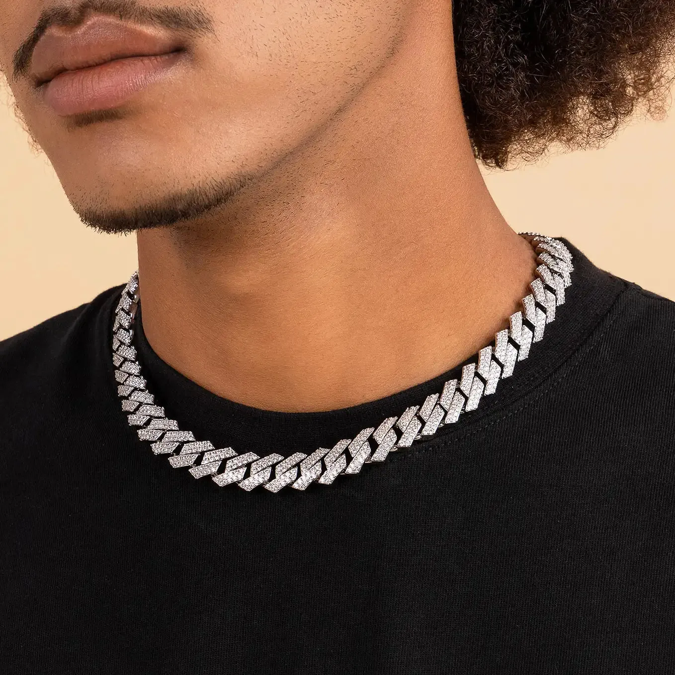 Round Cut Prong Cuban Link Chain in White Gold - 8mm