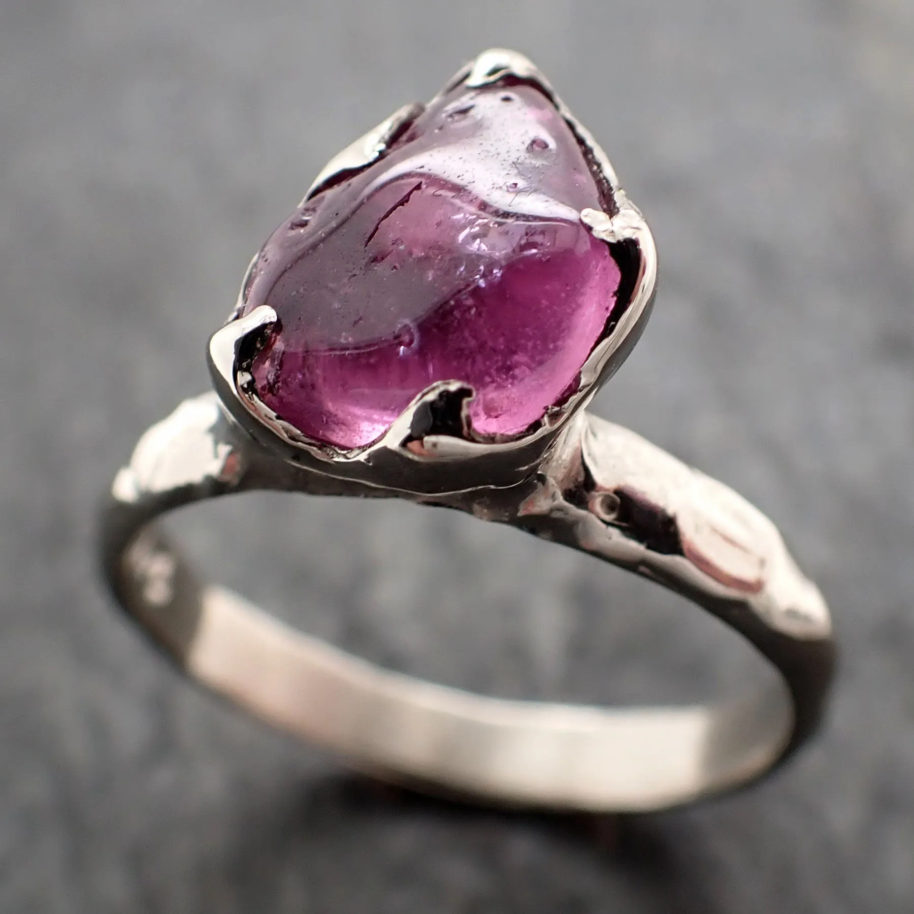 Sapphire hot pink tumbled 14k White gold Solitaire gemstone ring 2883