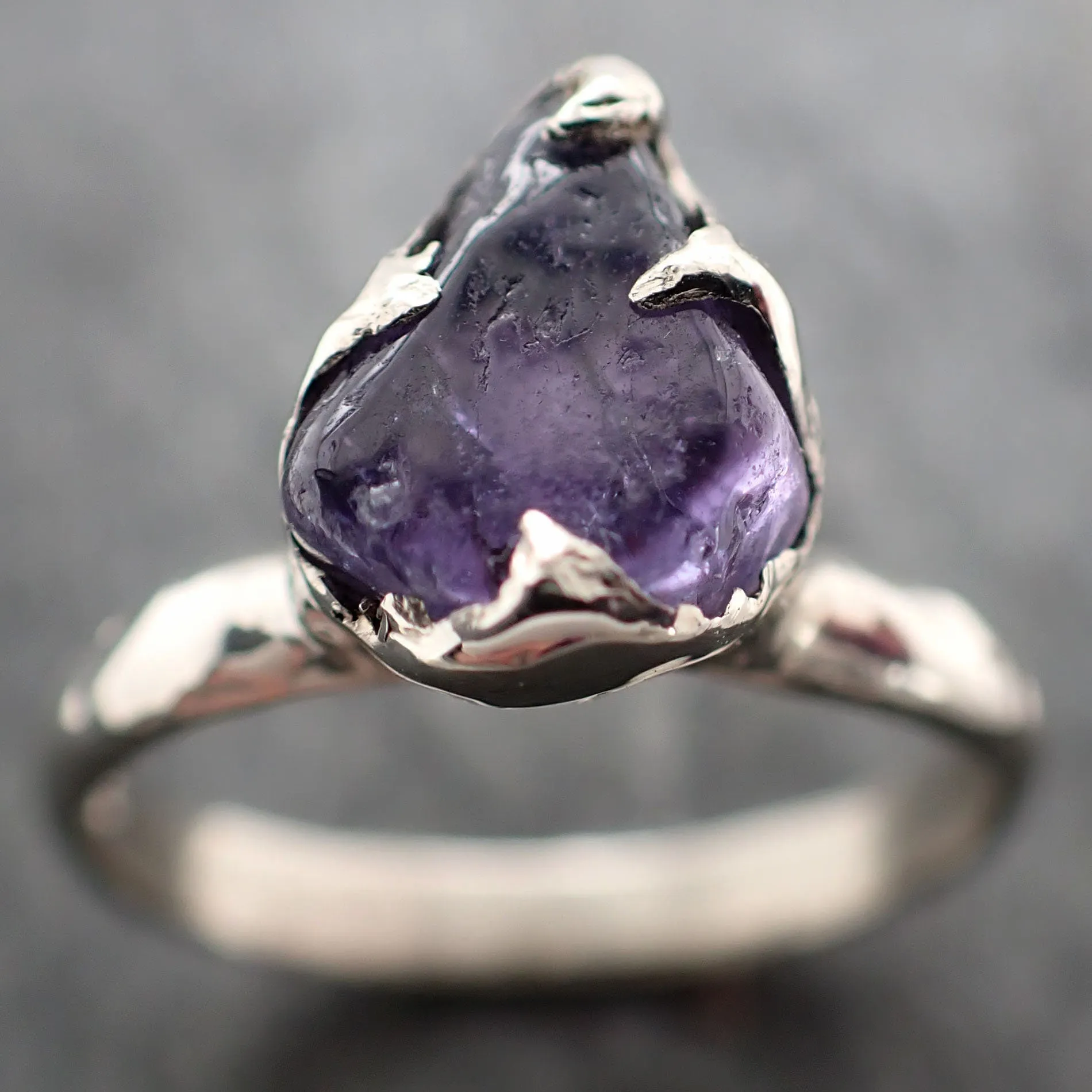 Sapphire Purple tumbled 14k White gold Solitaire gemstone ring 2882