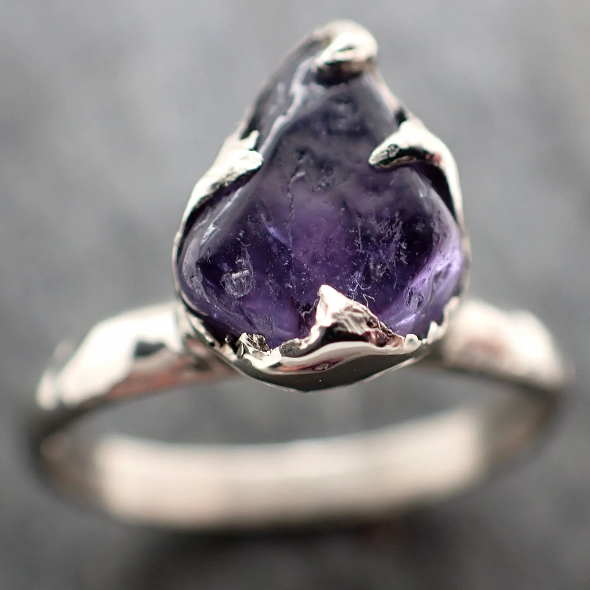 Sapphire Purple tumbled 14k White gold Solitaire gemstone ring 2882
