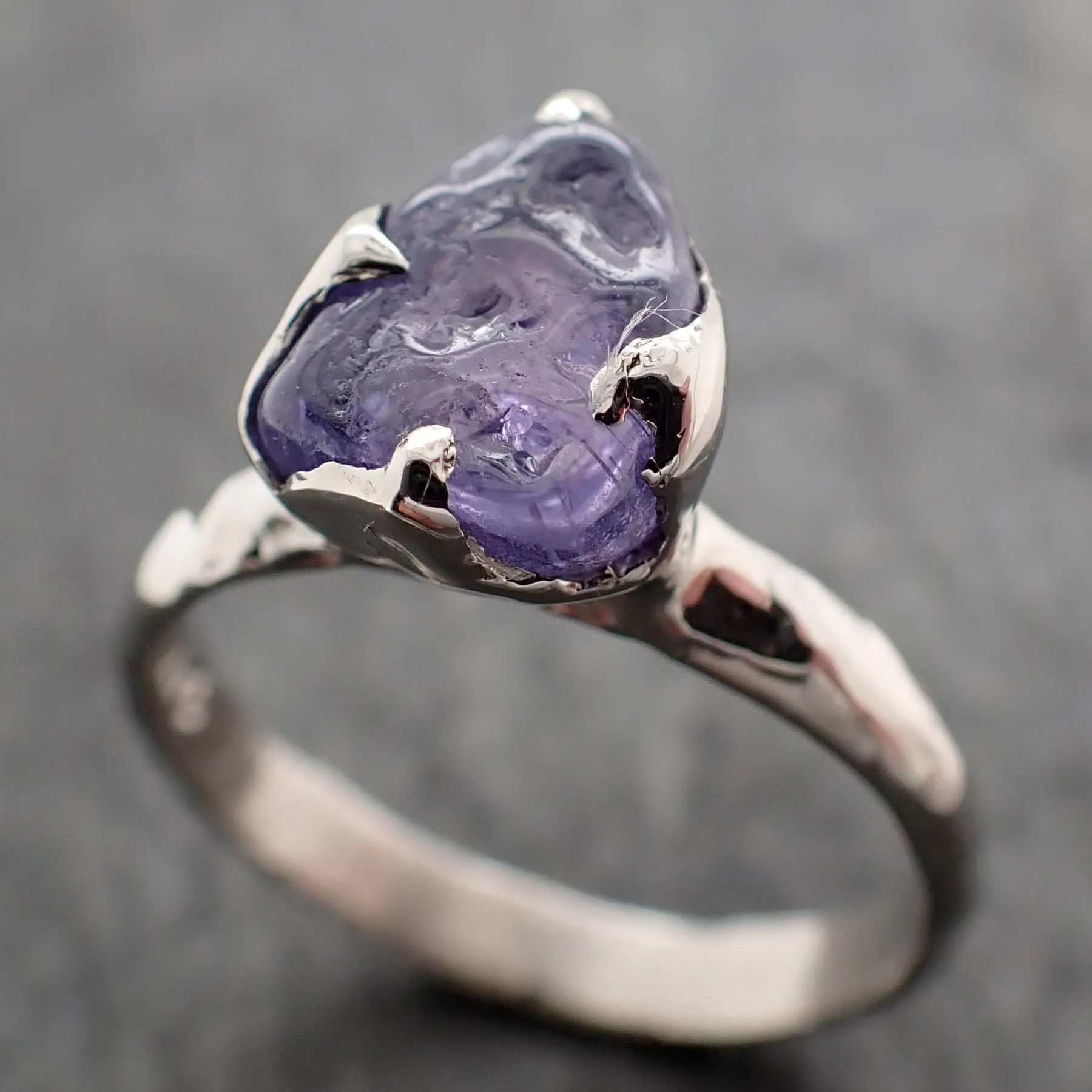 Sapphire Purple tumbled White 14k gold Solitaire gemstone ring 2851