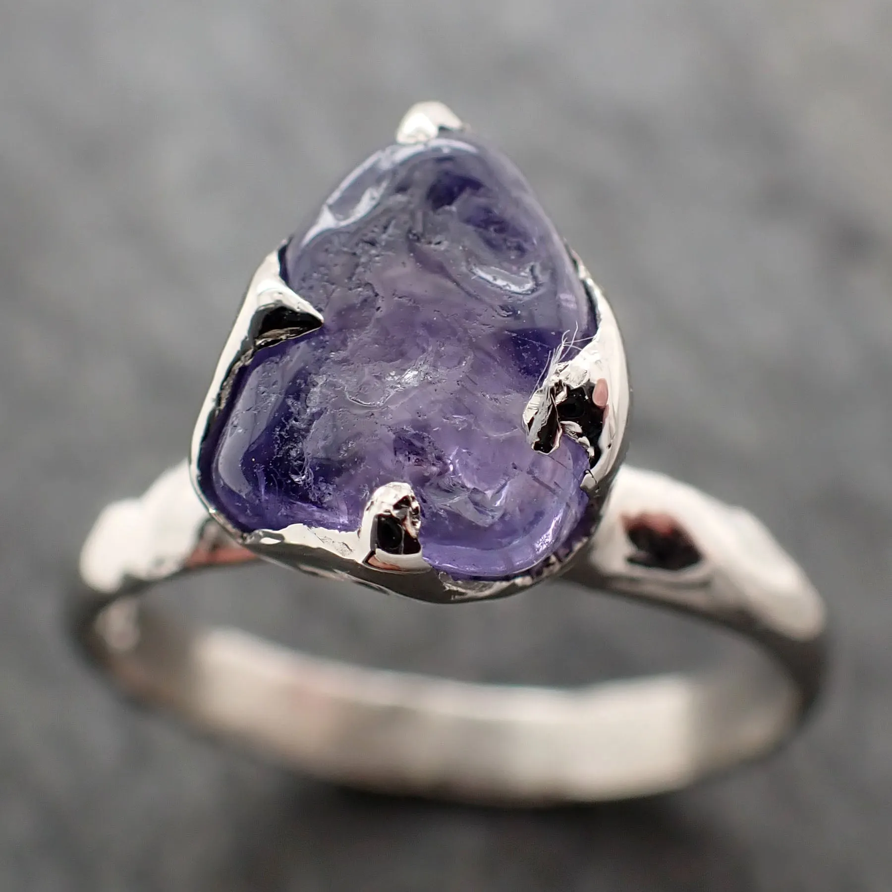 Sapphire Purple tumbled White 14k gold Solitaire gemstone ring 2851