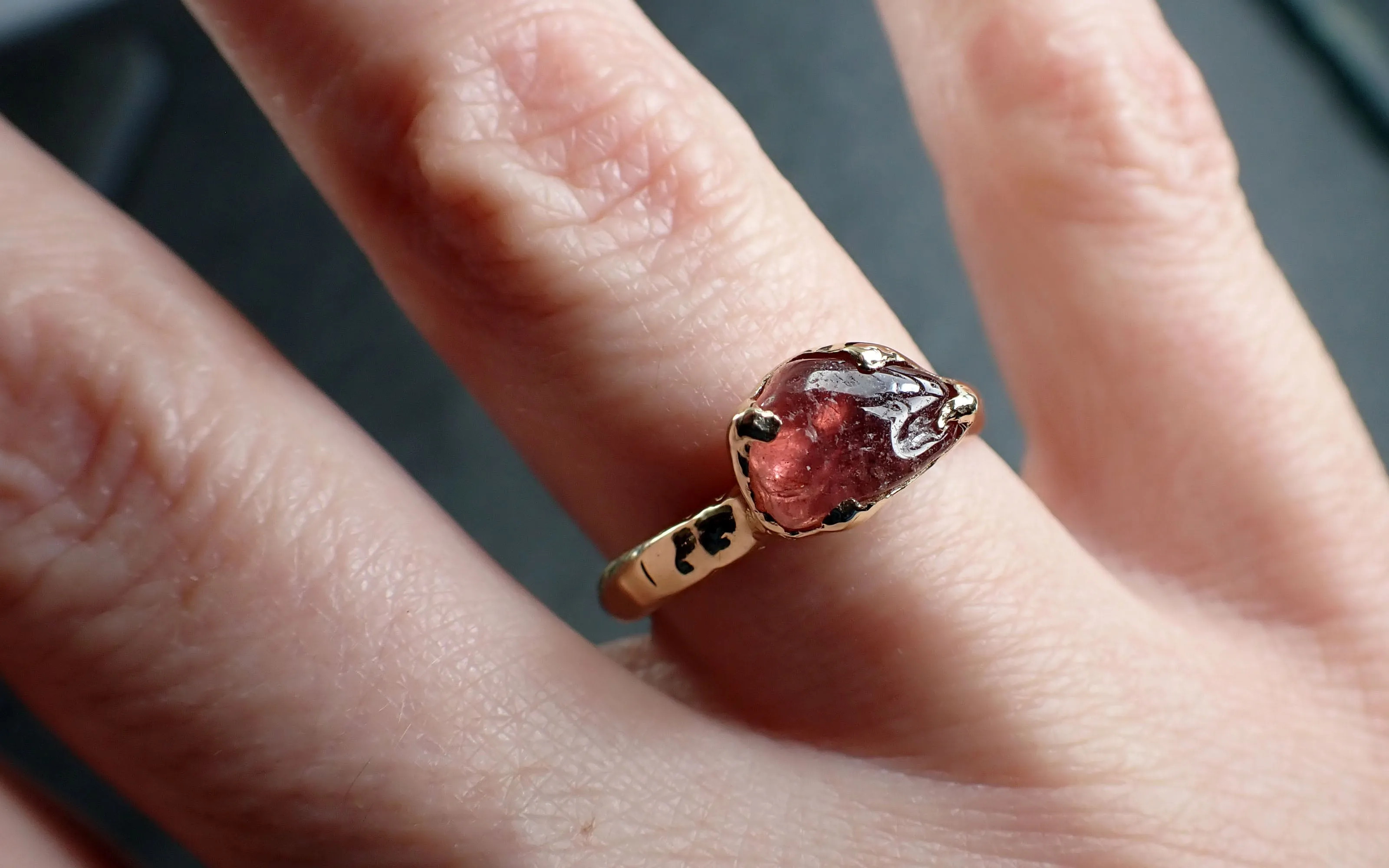 Sapphire tumbled hot pink tumbled yellow 14k gold Solitaire gemstone ring 2841