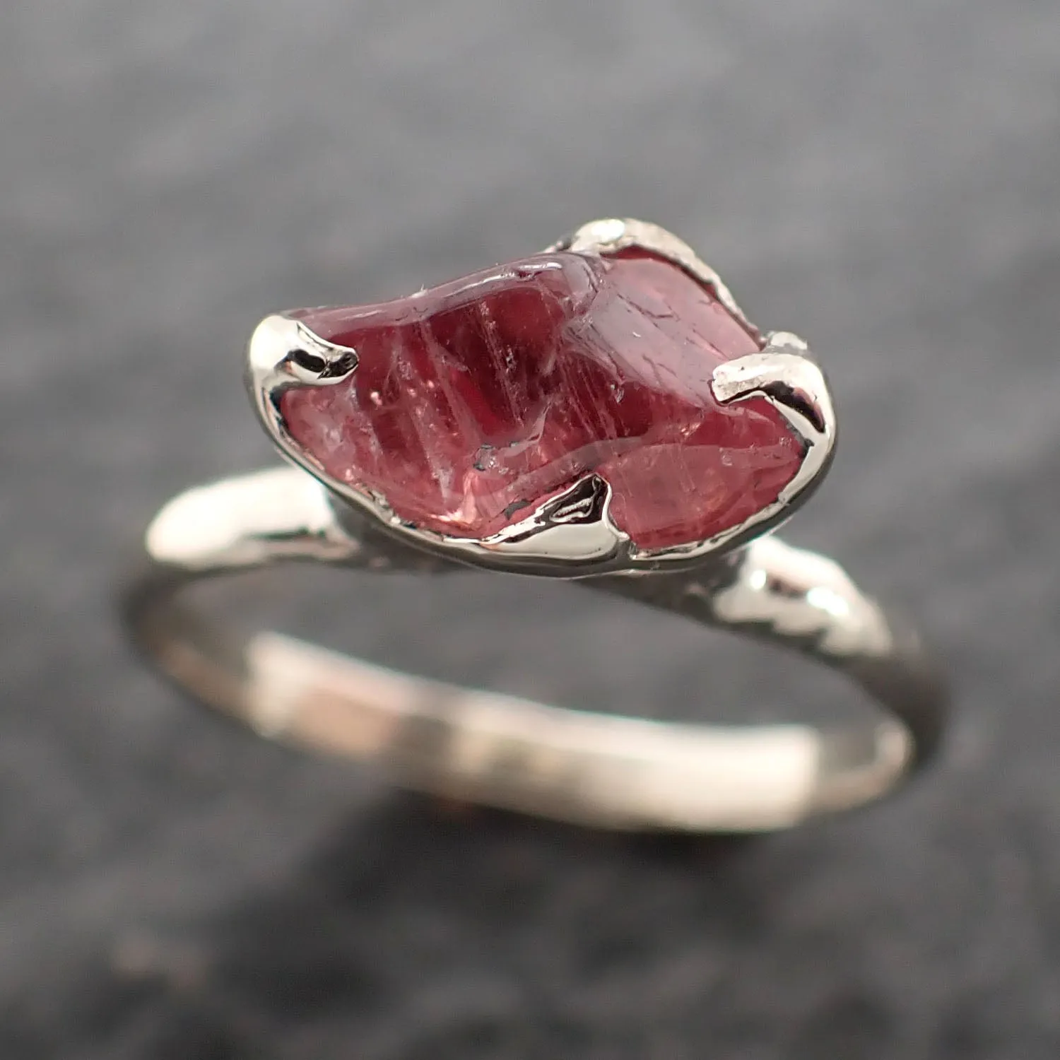 Sapphire tumbled White 14k gold Solitaire gemstone ring 2661