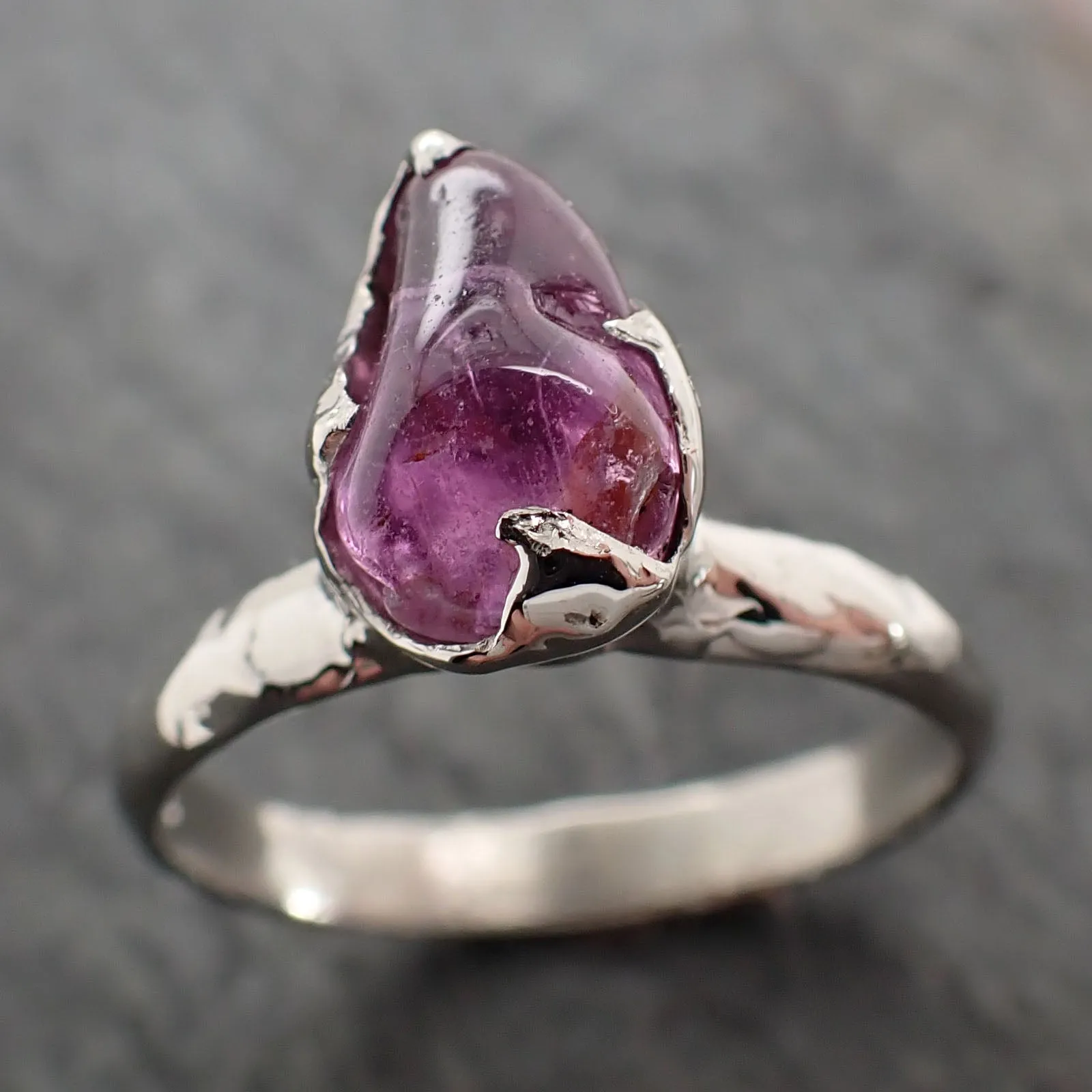 Sapphire tumbled White 14k gold Solitaire gemstone ring 2862