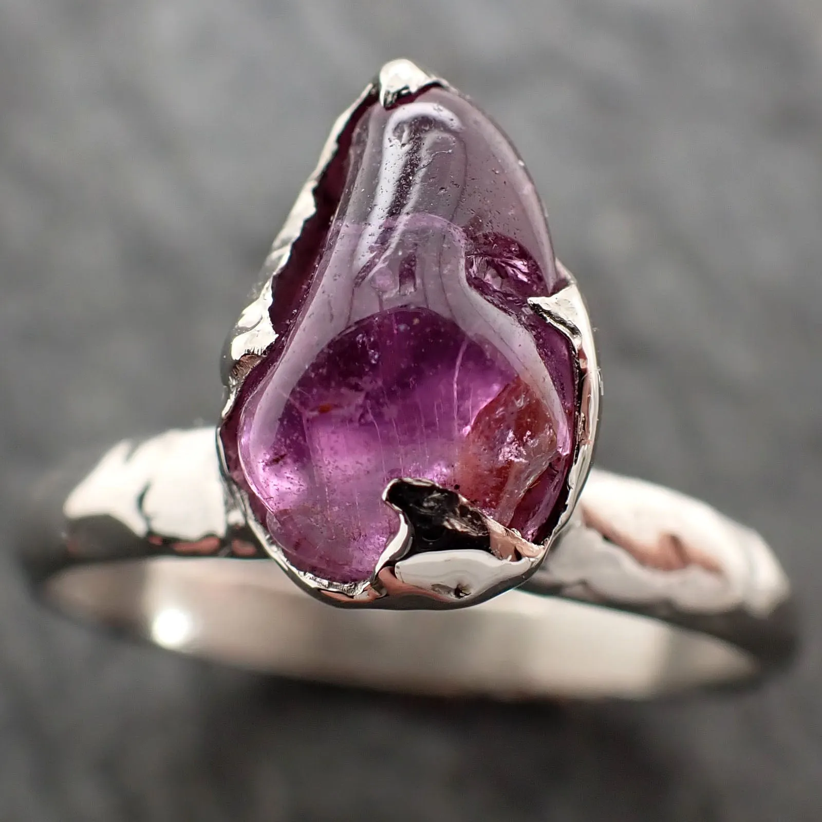 Sapphire tumbled White 14k gold Solitaire gemstone ring 2862