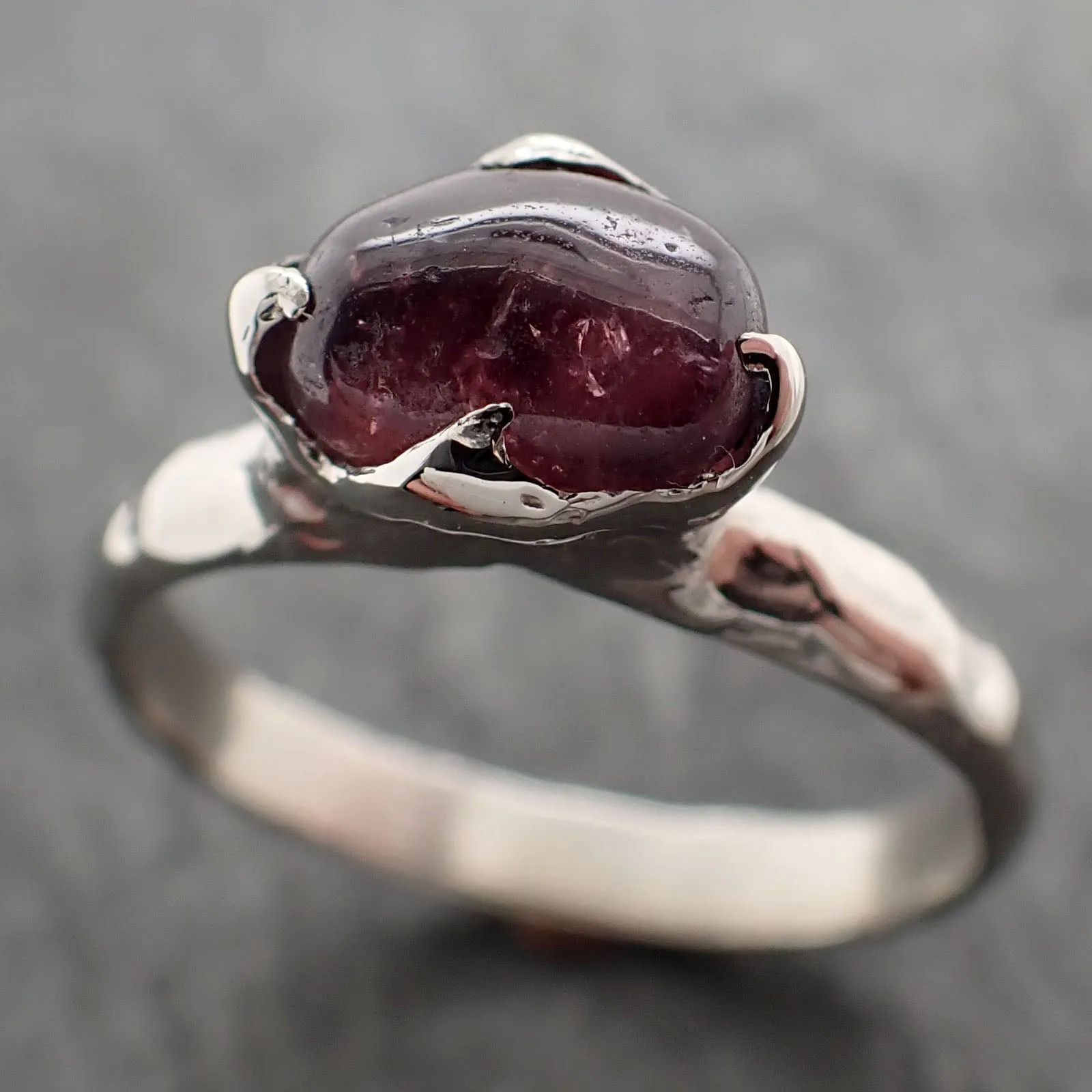 Sapphire tumbled White 14k gold Solitaire gemstone ring 2863