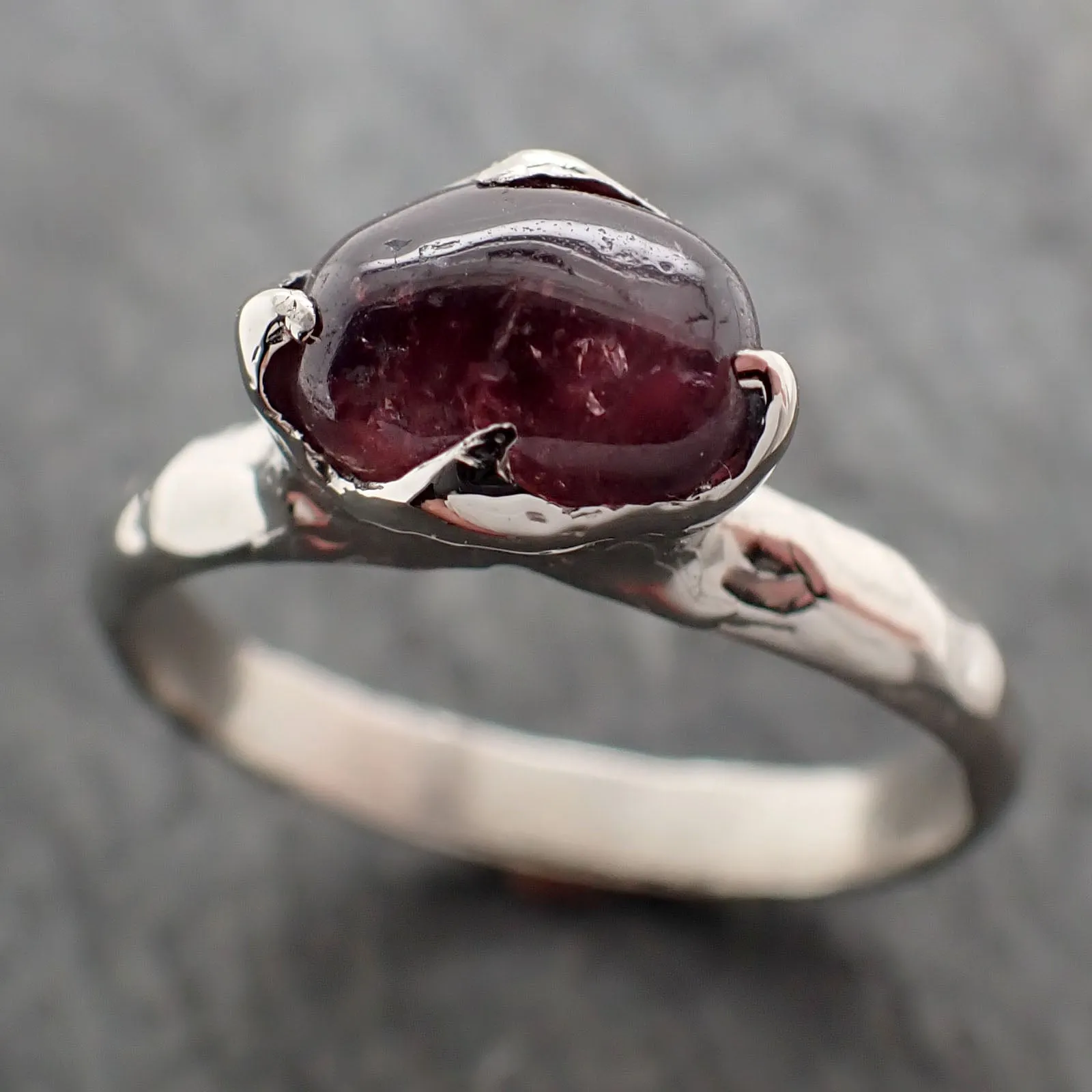 Sapphire tumbled White 14k gold Solitaire gemstone ring 2863