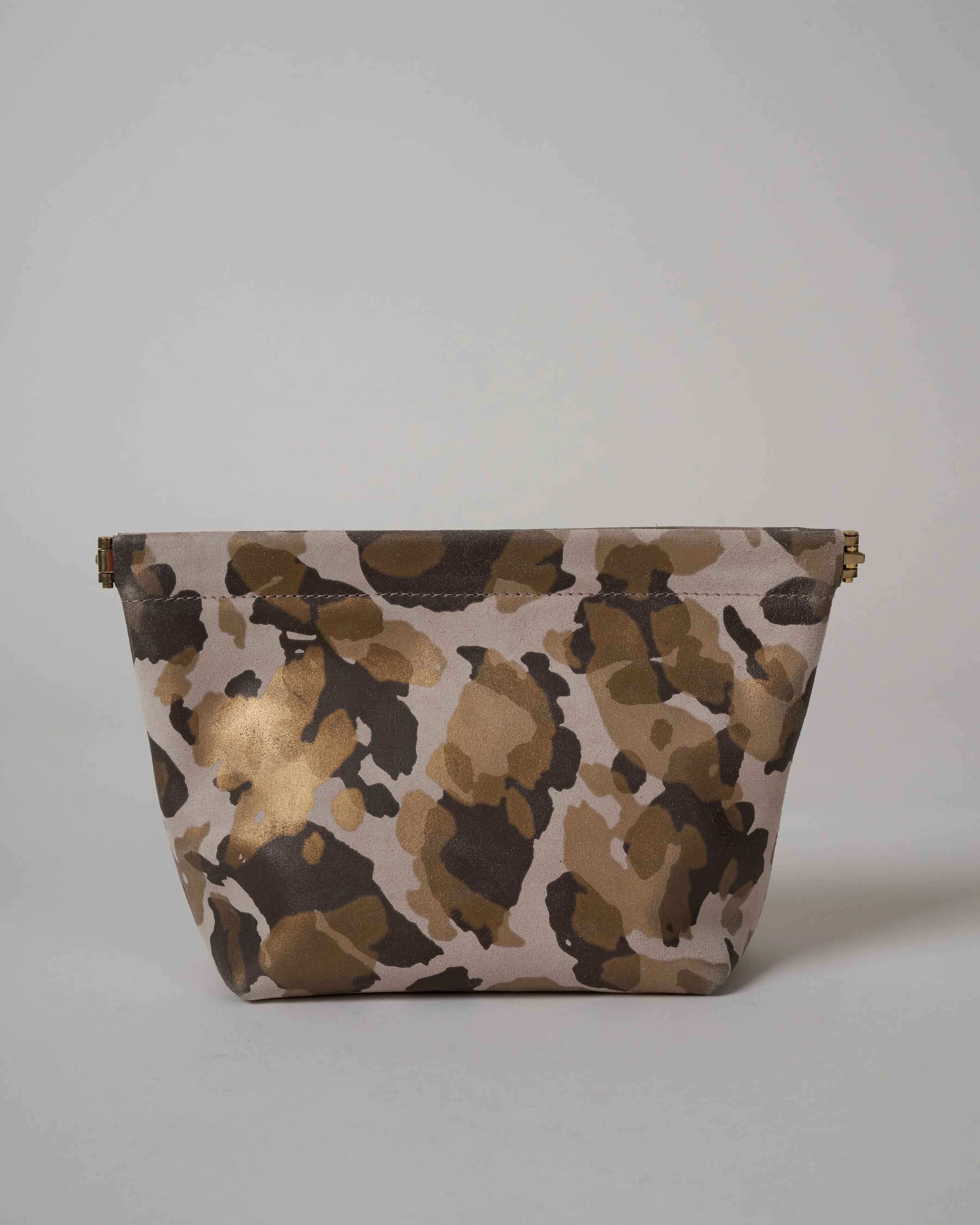 snap makeup bag - camo blush
