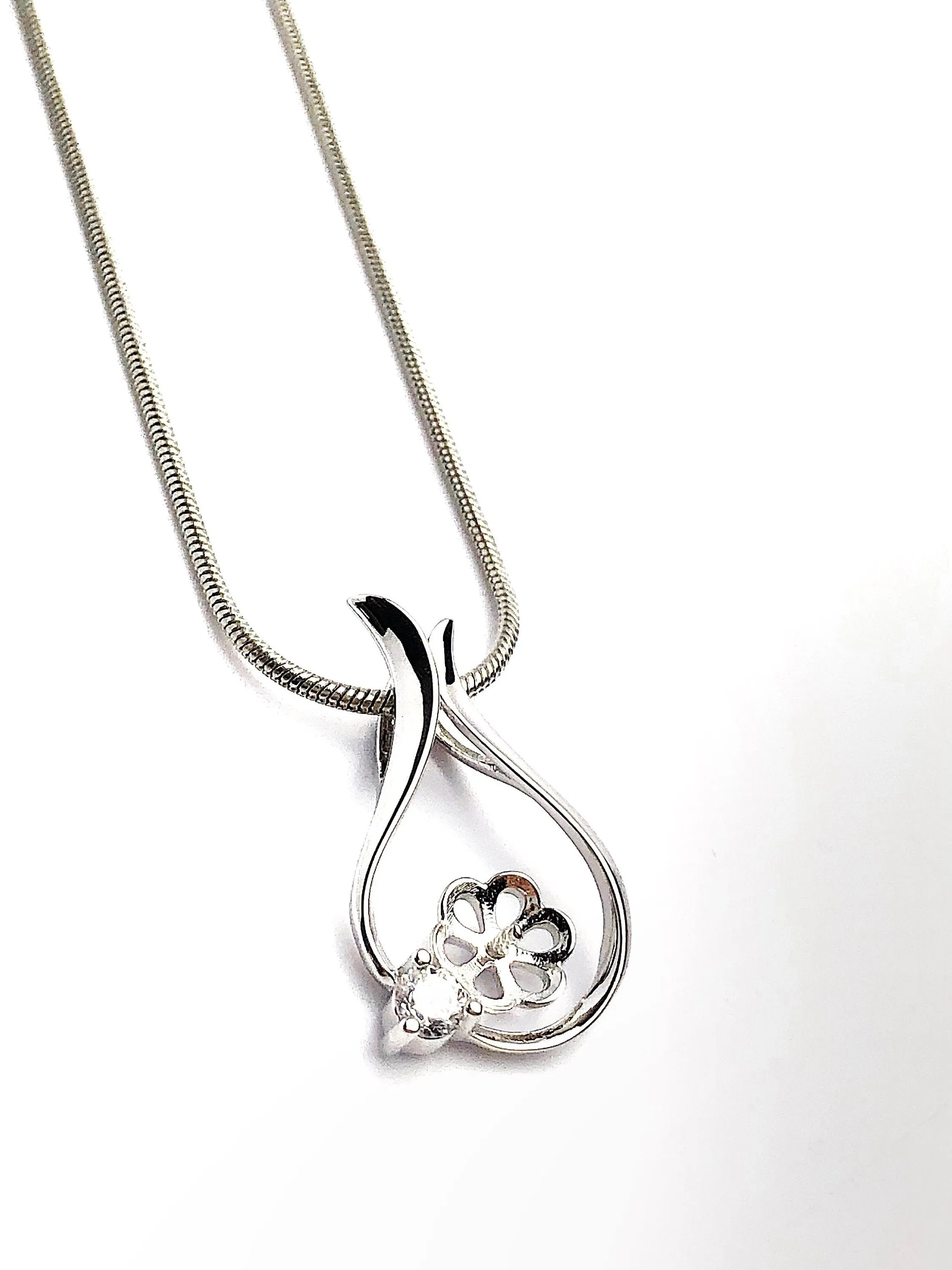Sterling Silver Pearl Pendant Setting - SP66. Setting only. No pearl included.