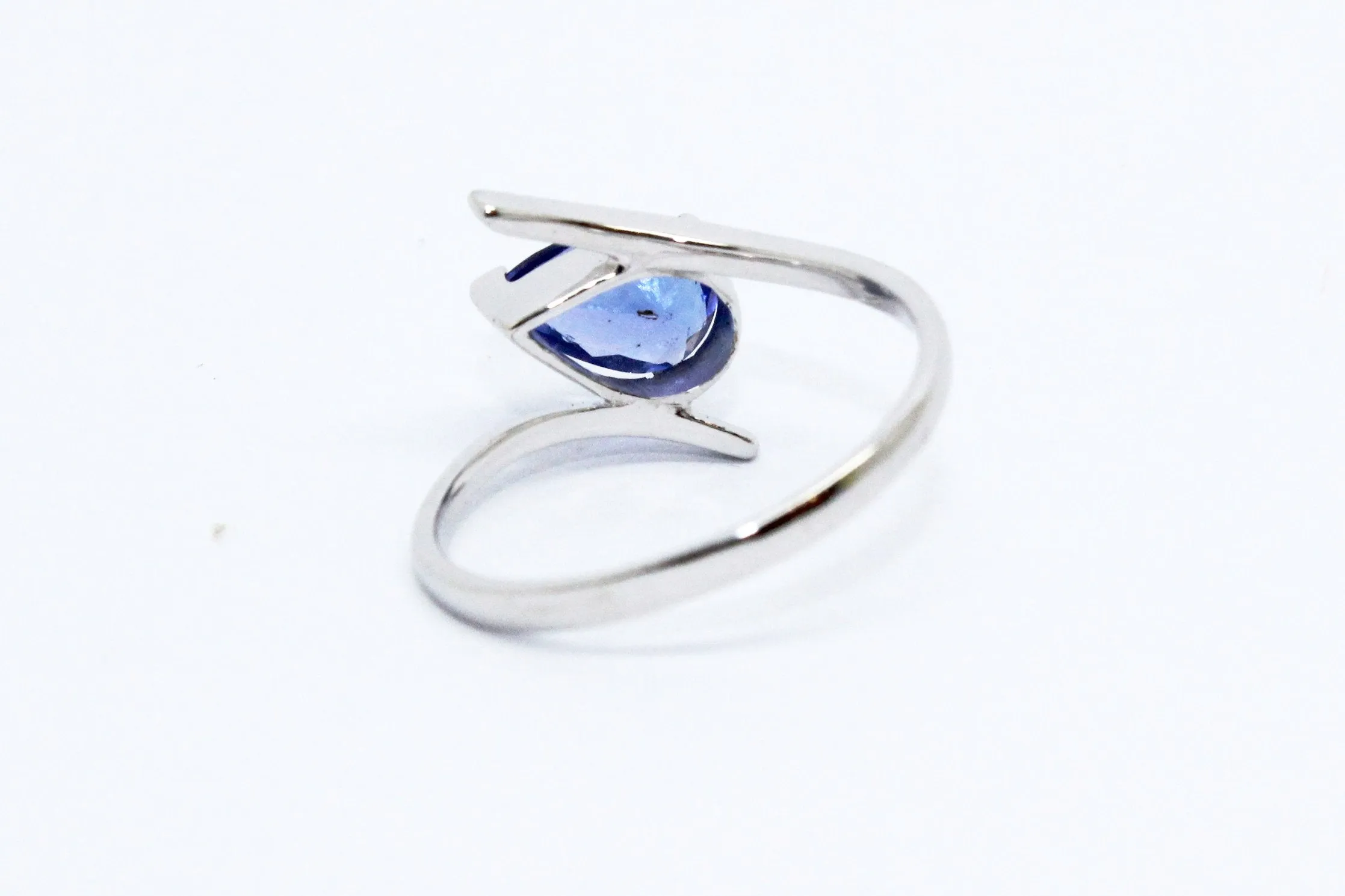 Tanzanite Cross Ring Ad No.1651