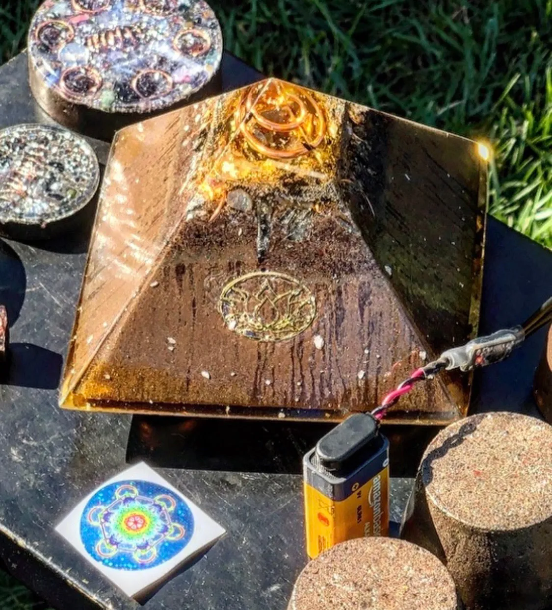 The "Jumbo Giza Equalizer" - Pulsed Radionics Orgone Pyramid, 6x6” Base