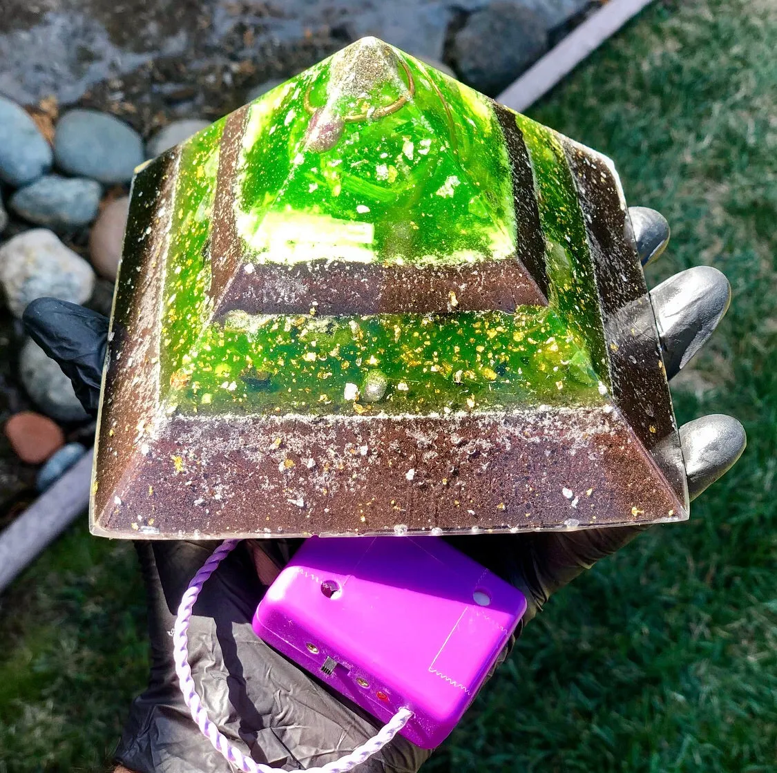 The "Jumbo Giza Equalizer" - Pulsed Radionics Orgone Pyramid, 6x6” Base
