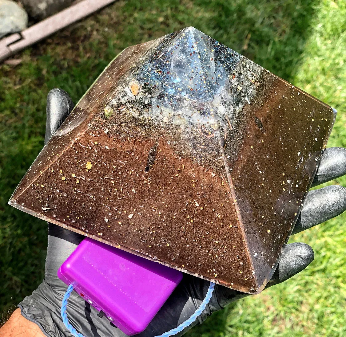 The "Jumbo Giza Equalizer" - Pulsed Radionics Orgone Pyramid, 6x6” Base